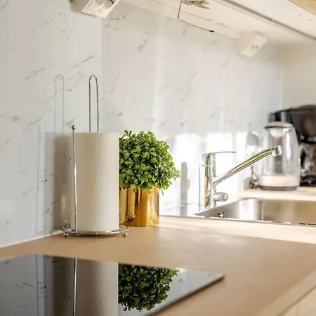 Apartament Uudistettu Kahdelle Omalla Parkkipaikalla Rovaniemi