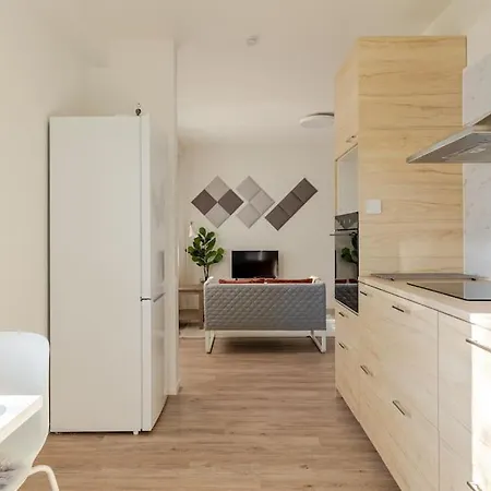 Uudistettu Kahdelle Omalla Parkkipaikalla * Rovaniemi