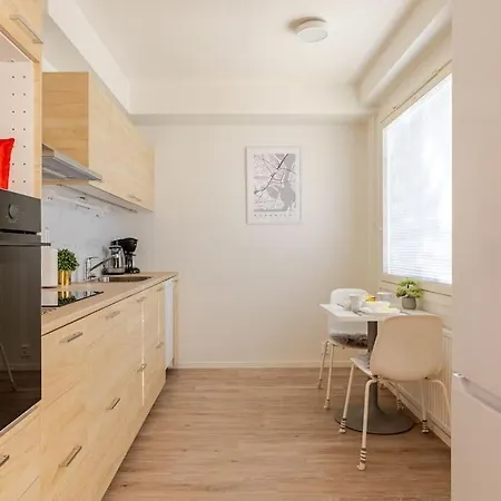 Uudistettu Kahdelle Omalla Parkkipaikalla Rovaniemi