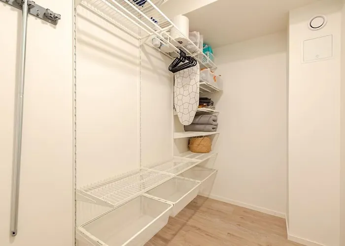 Uudistettu Kahdelle Omalla Parkkipaikalla Appartement *