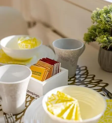 Uudistettu Kahdelle Omalla Parkkipaikalla